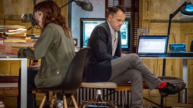 Vignette du programme télé Elementary - Saison 3
