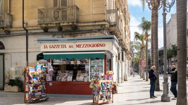 Vignette du programme télé Italie : la nostalgie des kiosques à journaux