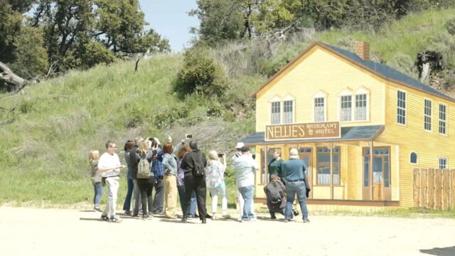 Vignette du programme télé La petite maison toujours dans la prairie