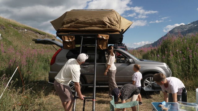 Vignette du programme télé La folie du camping-car : des vacances pas comme les autres