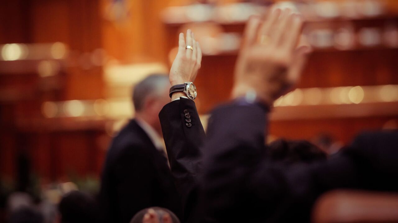 Vignette du programme télé C politique