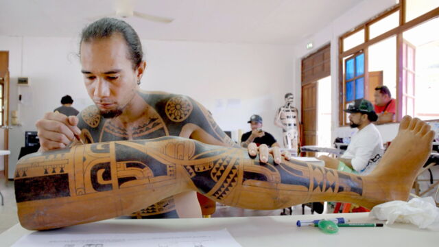 Vignette du programme télé Iles Marquises, le tatouage dans la peau