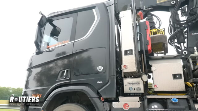 Vignette du programme télé Les routiers : profession chauffeur poids lourd
