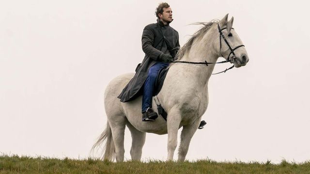 Vignette du programme télé L'homme au cheval blanc
