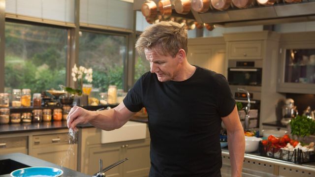 Vignette du programme télé Gordon Ramsay : les recettes du chef 3 étoiles - Saison 1