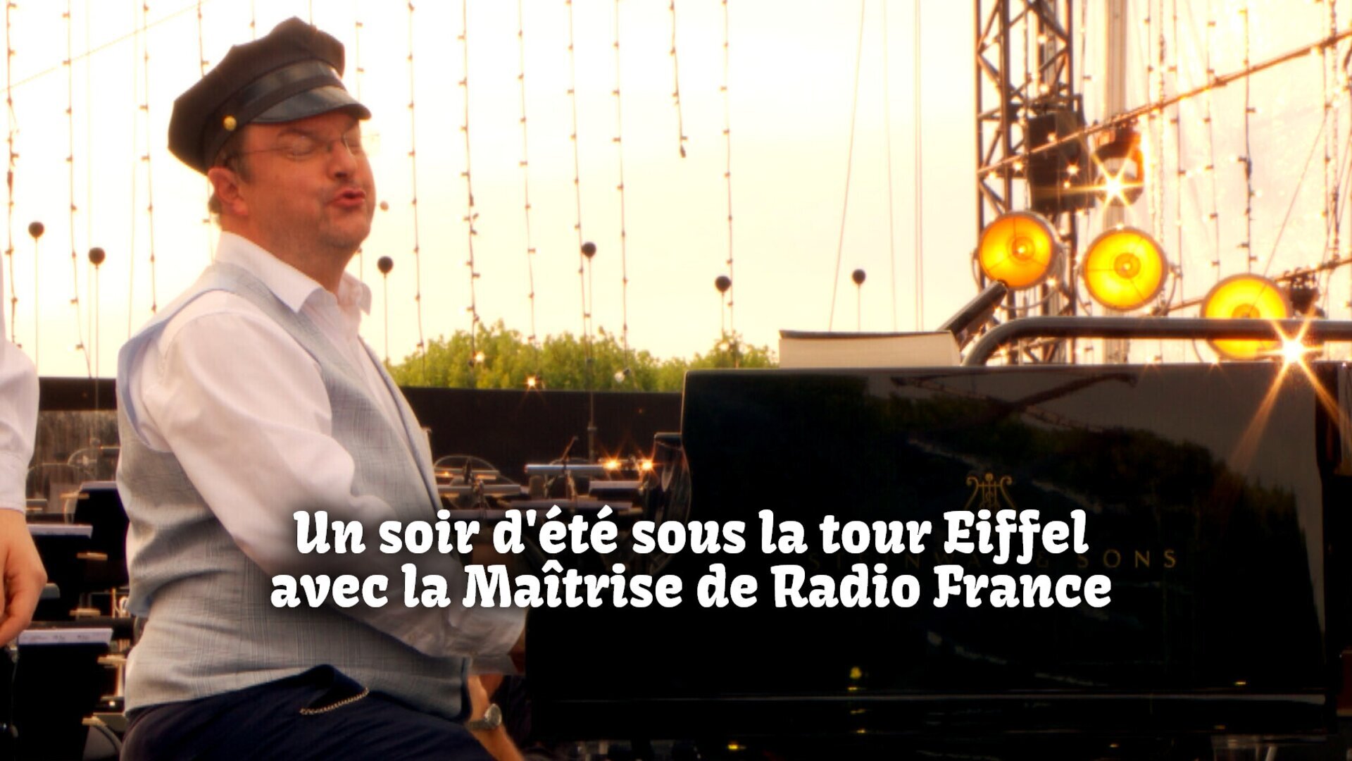 Vignette du programme télé Un soir d'été sous la tour Eiffel avec la Maîtrise de Radio France
