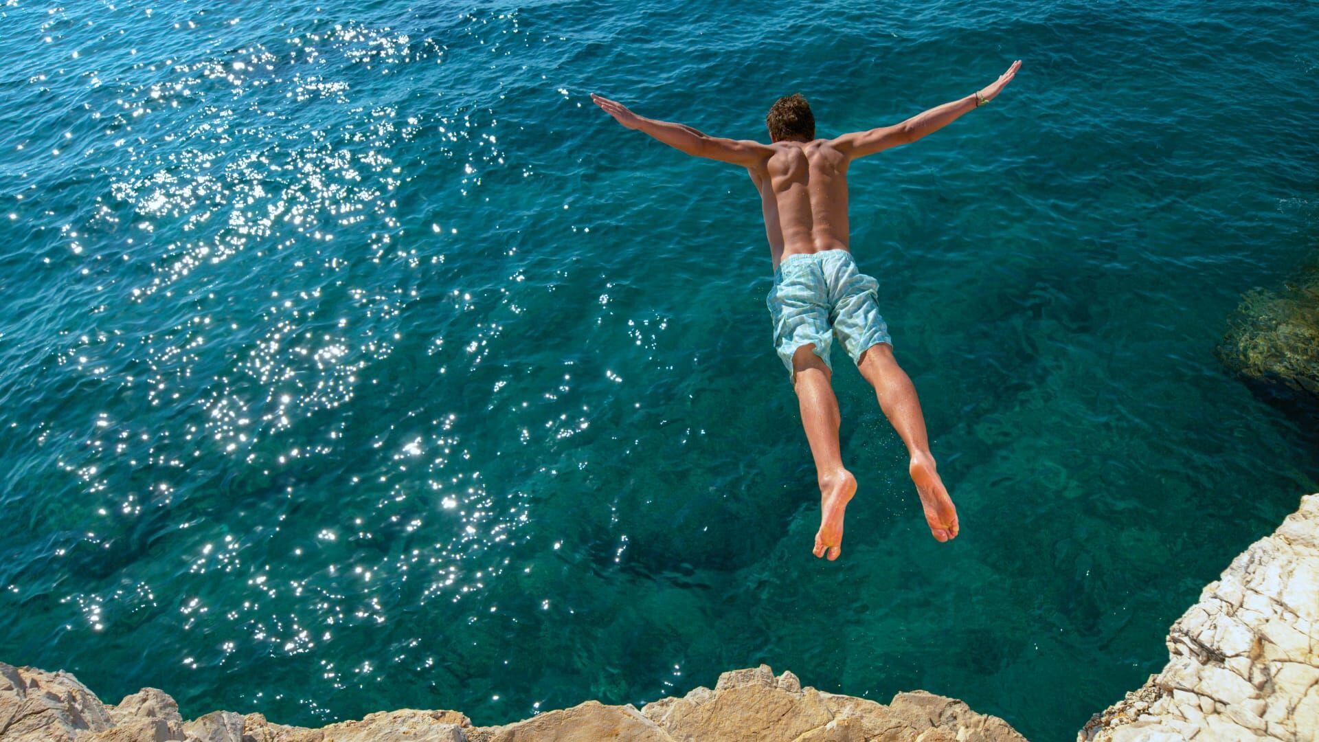 Vignette du programme télé Plongeon de l'extrême : le cliff jumping