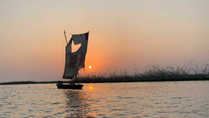 Vignette du programme télé Au bout c'est la mer (Le fleuve Ouémé (Bénin)) S6 (3/4)