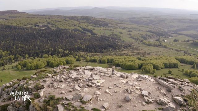Vignette du programme télé Au bout c'est la mer - Saison 5