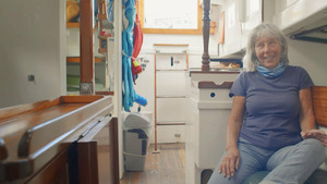 Vignette du programme télé Rainbow Warrior : Barbouzes, hippies et mensonge d'Etat